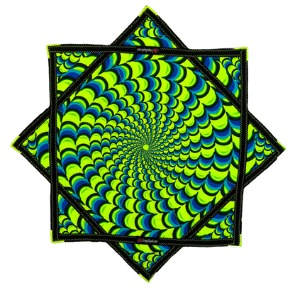 022.Mini - Neon Blue & Green Fractal Flowstar (UV-Reactive) 24"