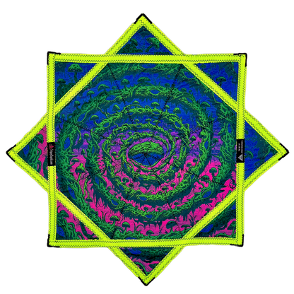 Bowen Bramwell X Trippy Squid Collab Flowstar (UV-Reactive) 26"